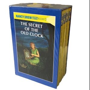 Nancy Drew Mystery Stories Starter Set: Books 1-4 Hardcover Collection